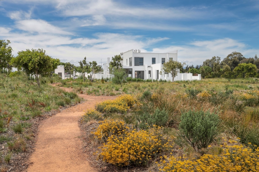 3 Bedroom Property for Sale in Croydon Gardens Estate Western Cape